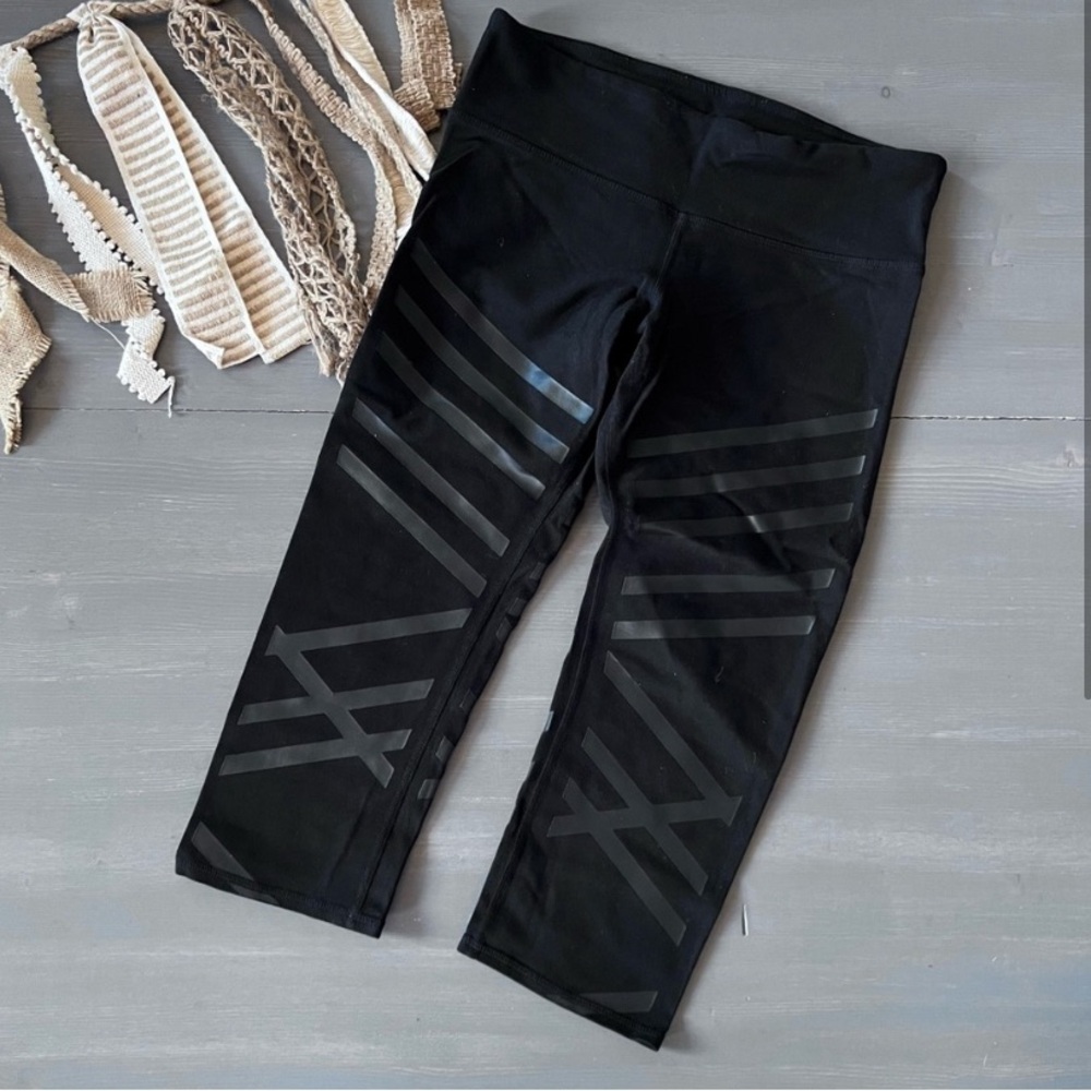 Alo yoga capri leggings, Sz Small